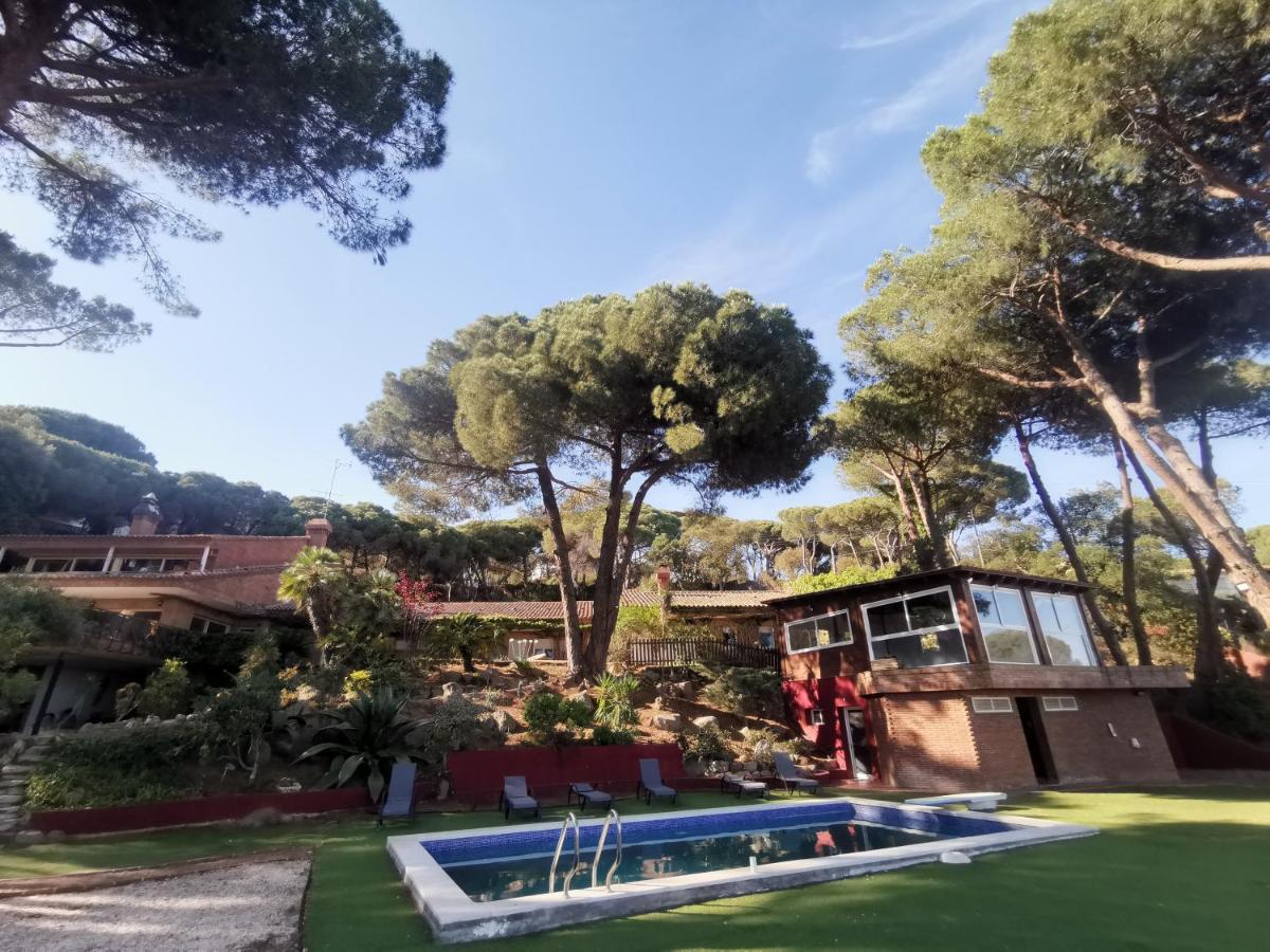 Lodge Maresme & Rosa Mataro