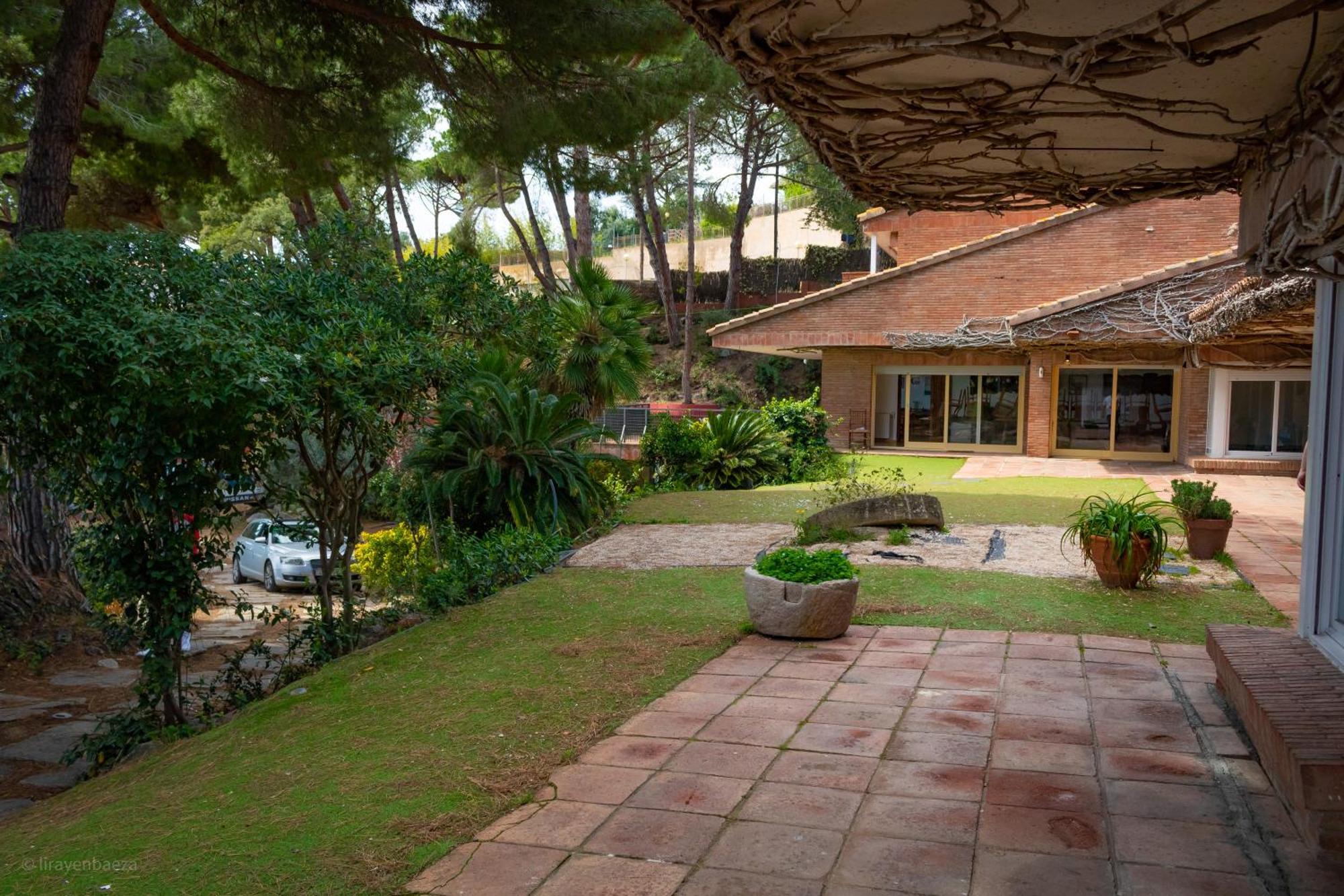 Maresme & Rosa Lodge
