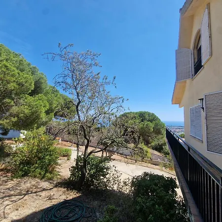 Villa Maresme & Villa Rosa Mataro Exterior photo